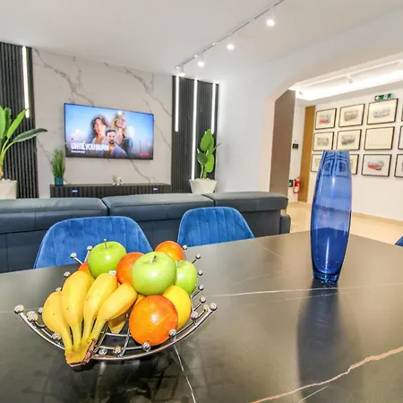 Designer - 60 Seconds To The I Free Parking! Apartment Saint Julian's