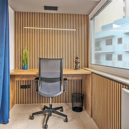 Designer - 60 Seconds To The I Free Parking! Apartment Saint Julian's