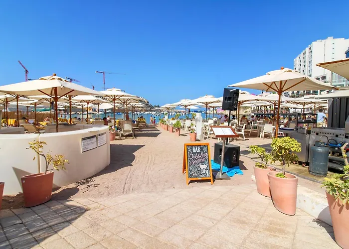 Designer 60 Seconds To The Free Parking Appartement San Ġiljan