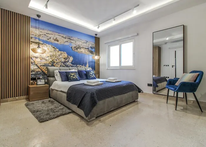 Designer 60 Seconds To The Free Parking