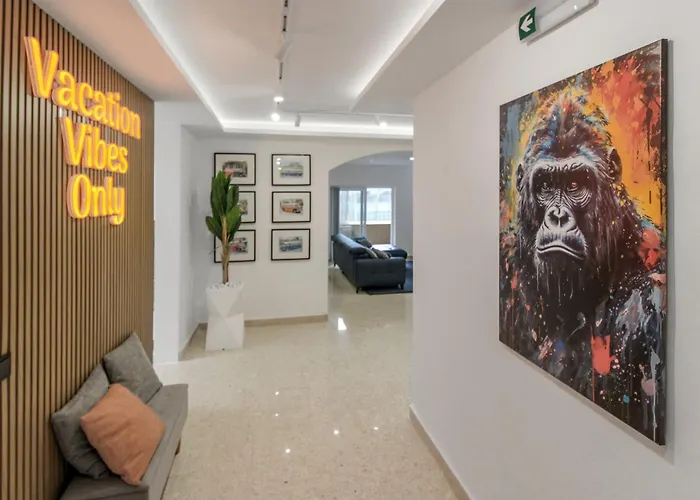 Designer 60 Seconds To The Free Parking *