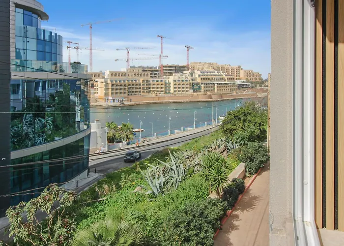 Appartement Designer 60 Seconds To The Free Parking