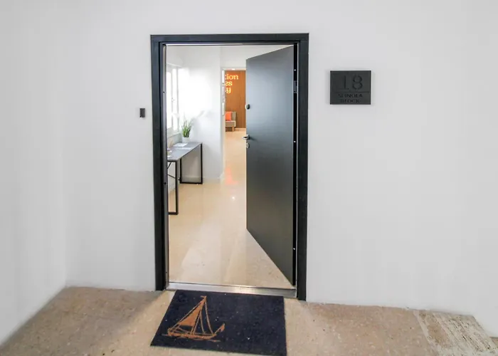 Designer 60 Seconds To The Free Parking *